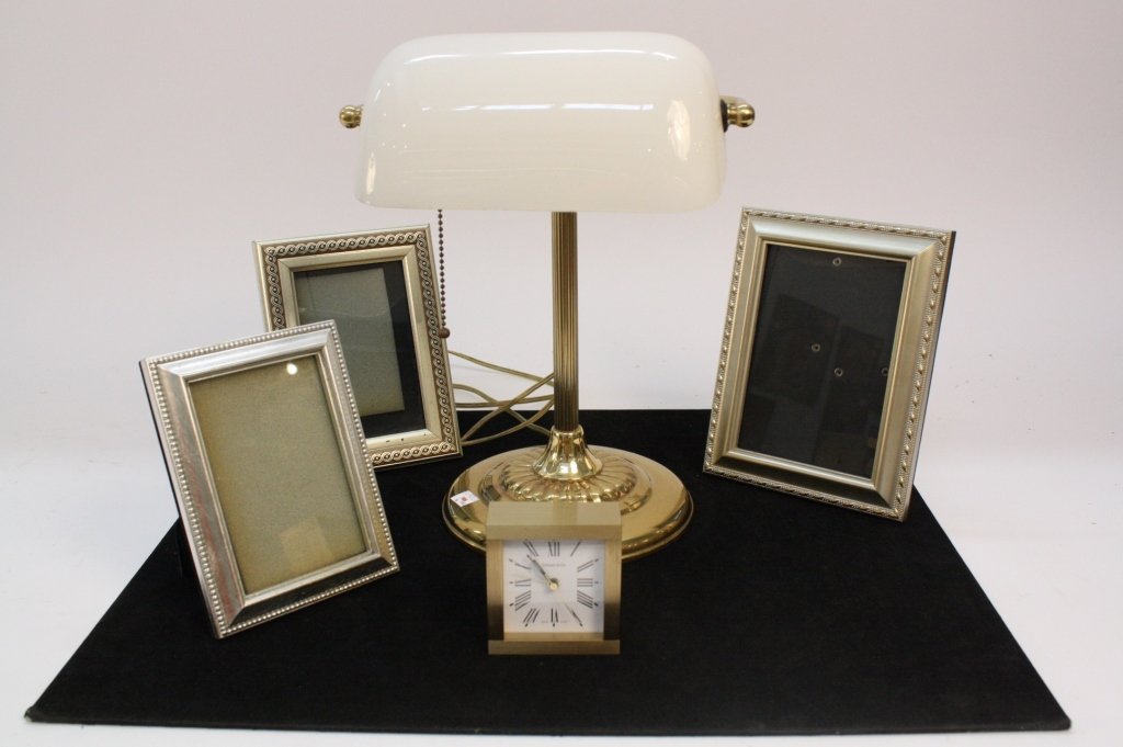 TIFFANY Desk Clock and Desk Lamp (1 of 5)