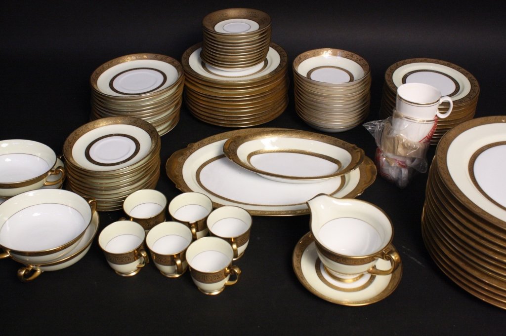 24 KT GOLD and White China Set Made in Japan (1 of 5)