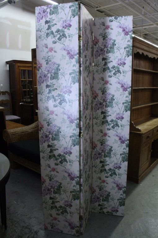 Large Floral Privacy Screen (1 of 3)