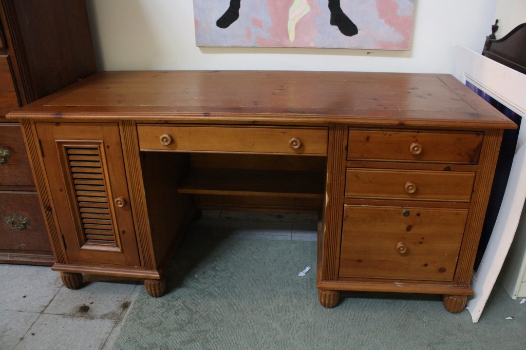 Country Willow Oak Desk (1 of 4)