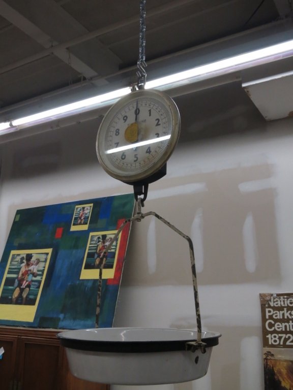 Vintage Supermarket Produce Weighing Scale (1 of 10)