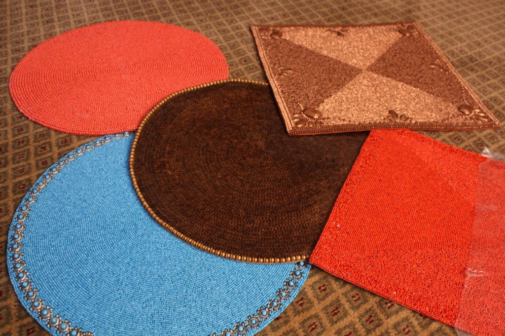 5 KIM SEYBERT Beaded Stones Place mats center mats (1 of 10)