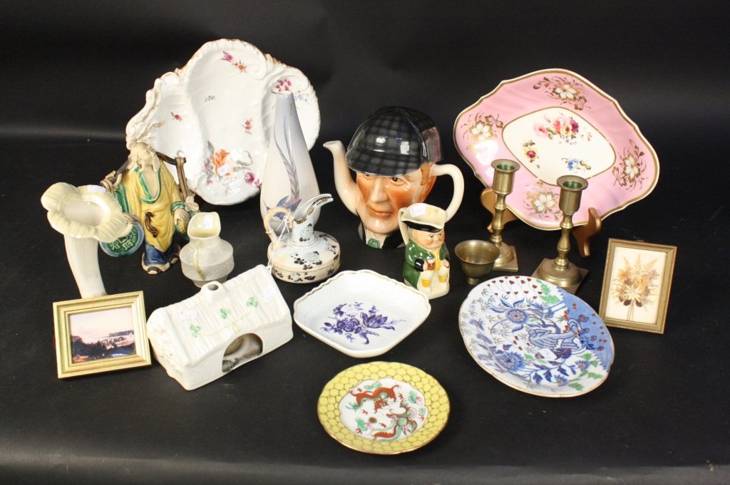 Group of Vintage Porcelain Decorative Table Items (1 of 8)