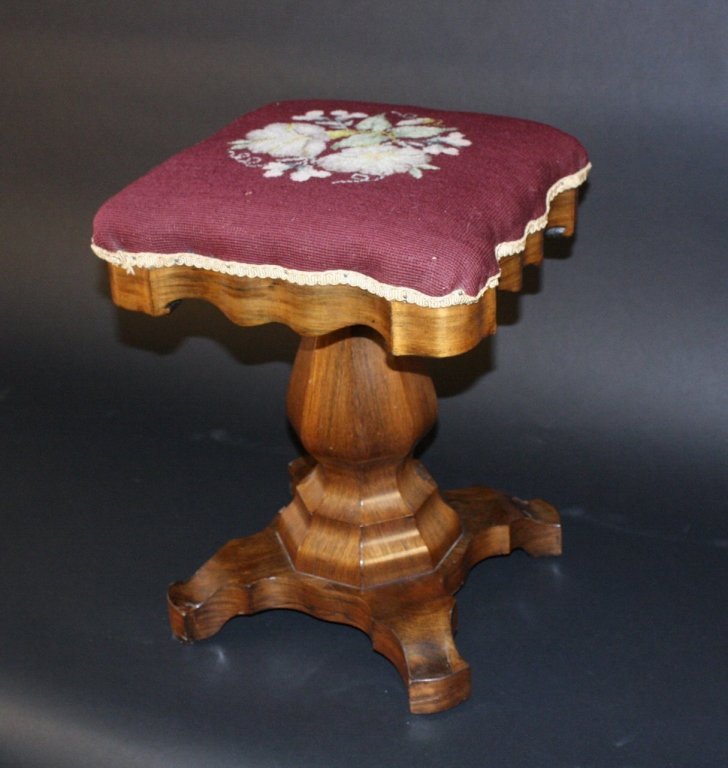 Vintage Victorian Needlepoint Stool (1 of 5)