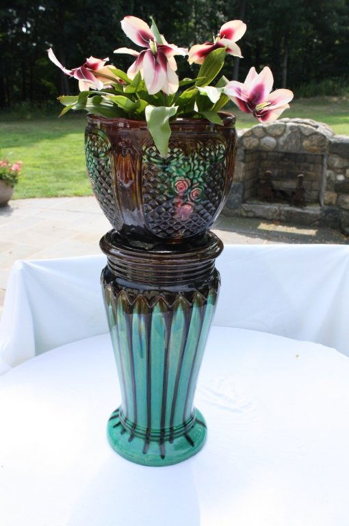 Paired Majolica Planter with Majolica Stand (1 of 5)