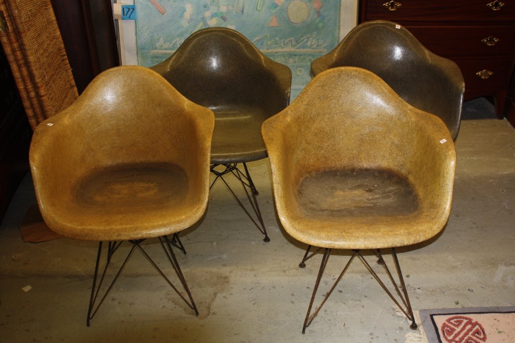 Set of  Mid Century Eames Shell Chairs c. 1950s (1 of 6)