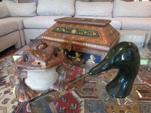 Group Lot Decorative Items (1 of 7)