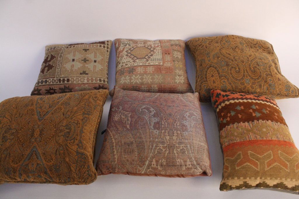 Vintage Set of 6 Throw Pillows (1 of 10)