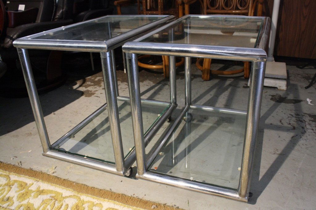 Pair Mid Century Modern Chrome End Tables (1 of 8)