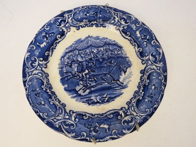 COSTUMEPES  ESAPNOLES Antique Decorative Plate (1 of 4)