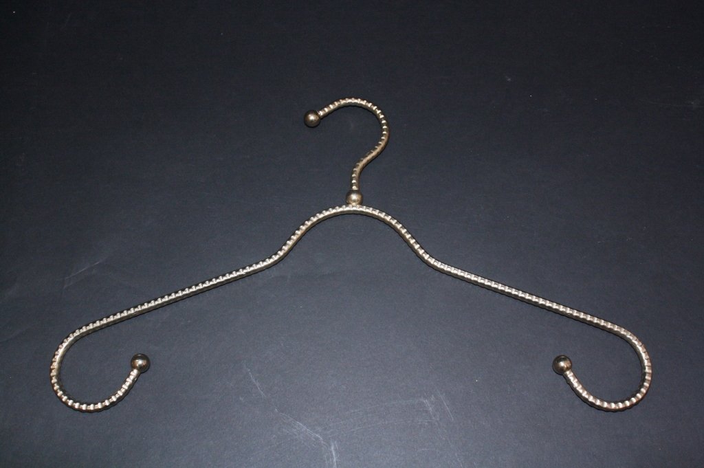 Deco Metal Hanger (1 of 3)