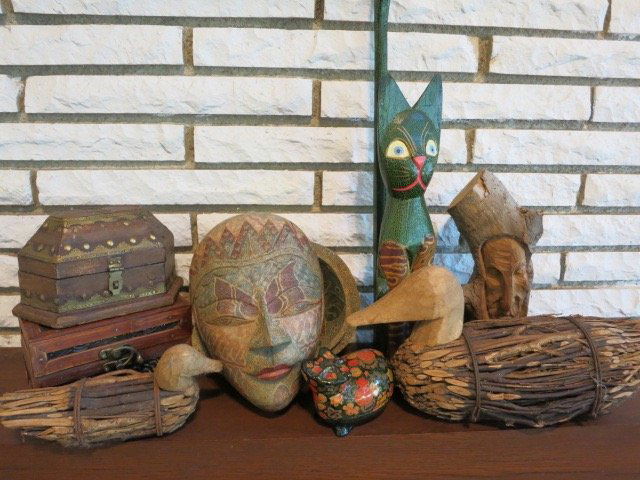 Group Lot Assorted Table Articles (1 of 9)