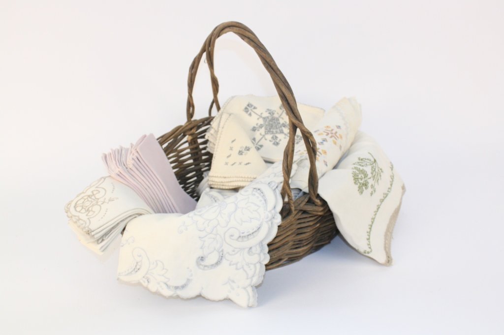 Group lot hand embroidered Linens (1 of 10)