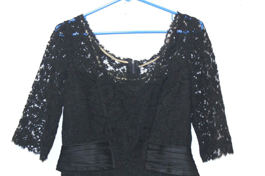 Group Lot of Three Vintage Designer Dresses (1 of 10)