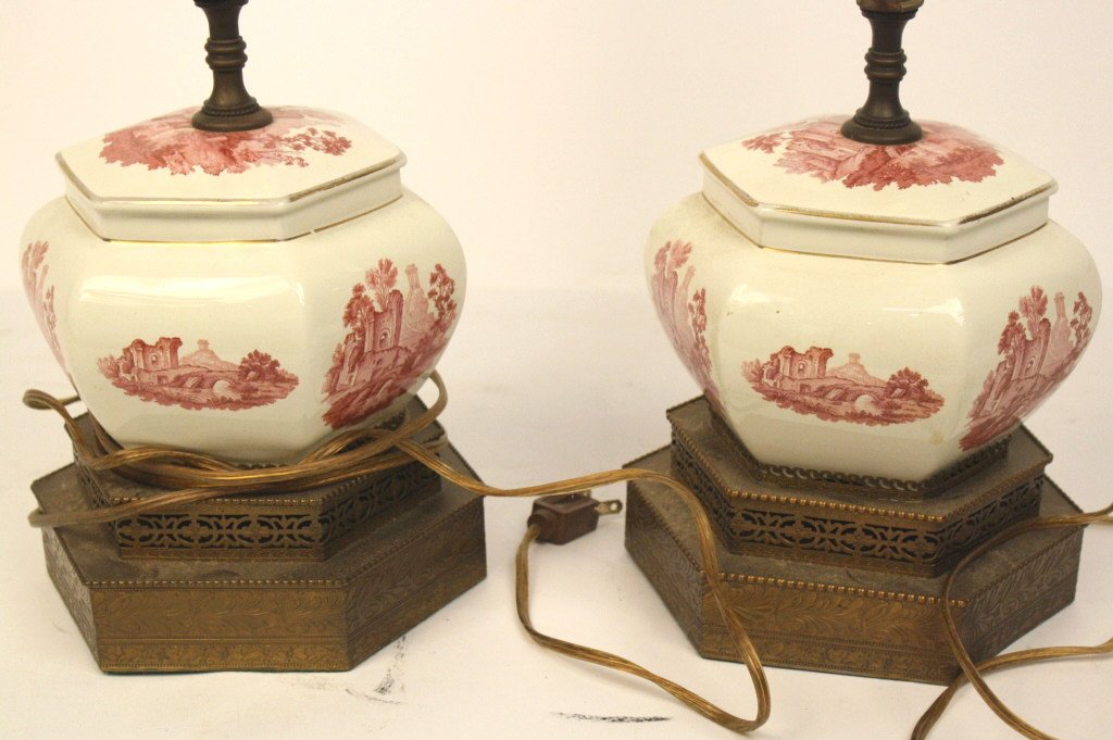 Pair Vintage Petite Table Lamps (1 of 7)