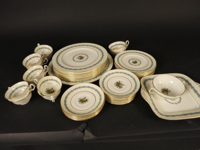 Vintage 83 Piece Wedgewood Appledore Dinner Set (1 of 8)