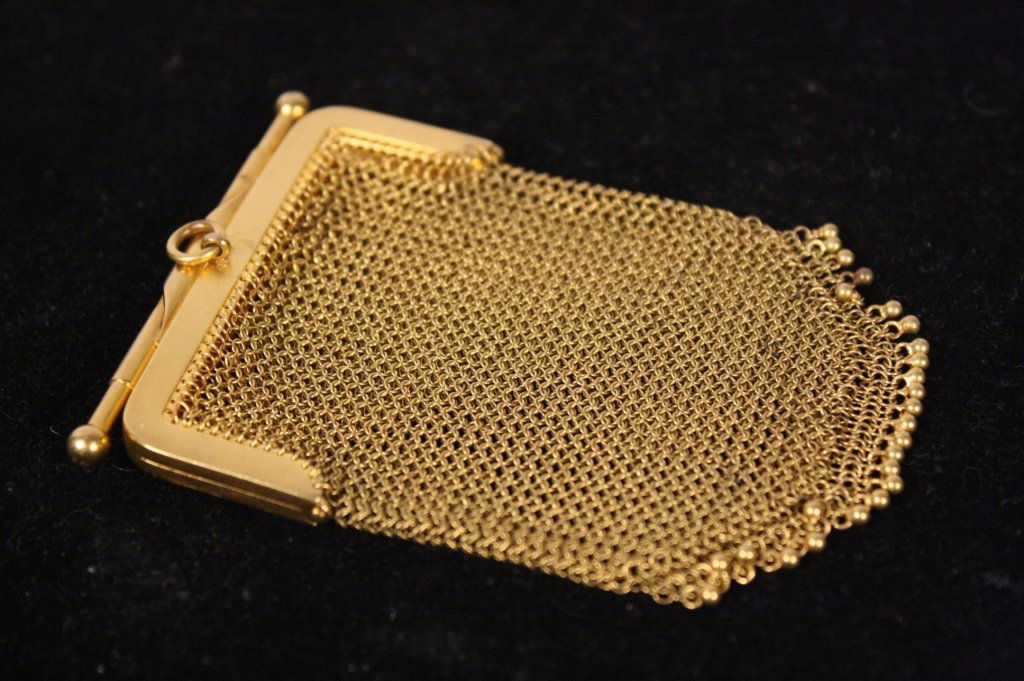 Antique .375 Solid Gold Purse c. 19th c. (1 of 2)