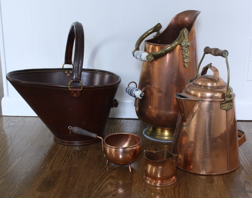 Group Lot of Copper and a Leather Bucket (1 of 10)