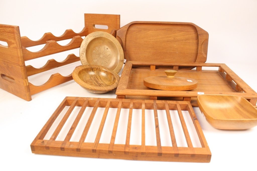 Lot of Mid Century Assorted Teak Accessories (1 of 8)