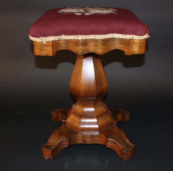 Vintage Needlepoint Stool (1 of 5)