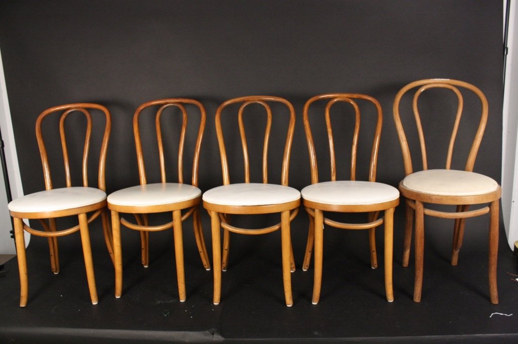 Vintage Set of 5 White Chairs B. BRODY SEATING CO. (1 of 8)
