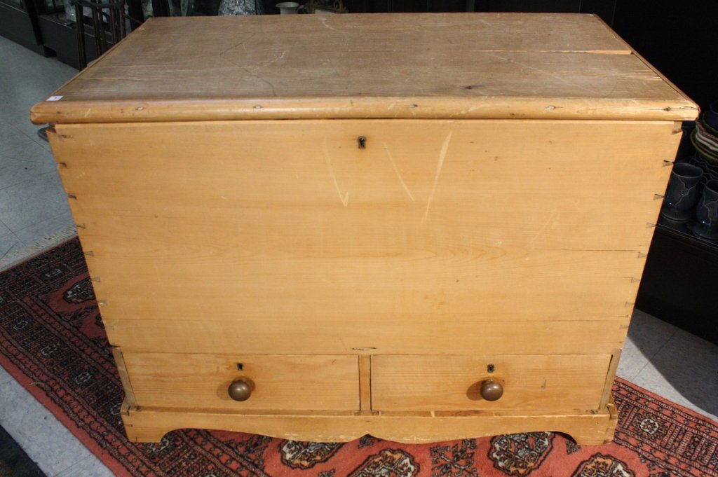 Vintage Pine Trunk with two Drawers (1 of 6)