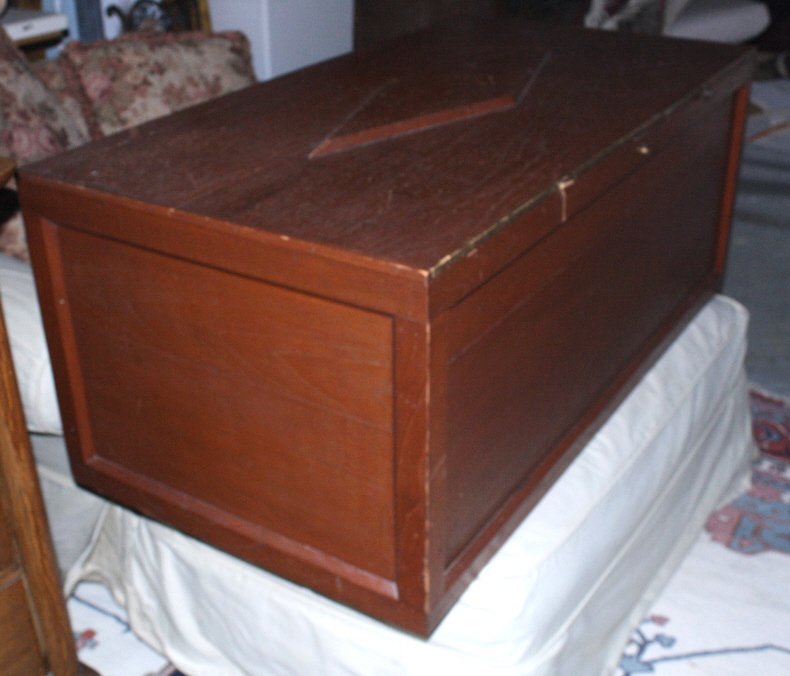 Mahogany Storage Trunk or Coffee Table (1 of 3)