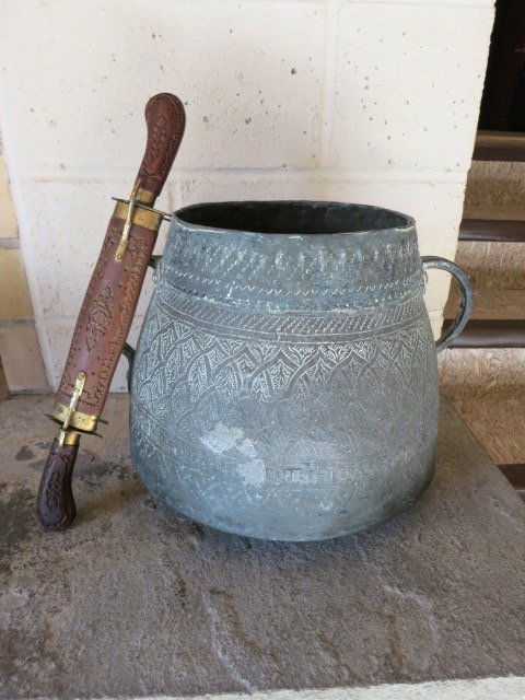 Etched Metal Pot with Handles and Carving Set (1 of 8)