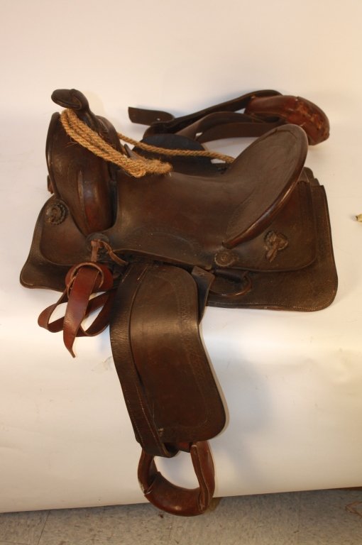 Antique Leather Cowboy Saddle (1 of 5)