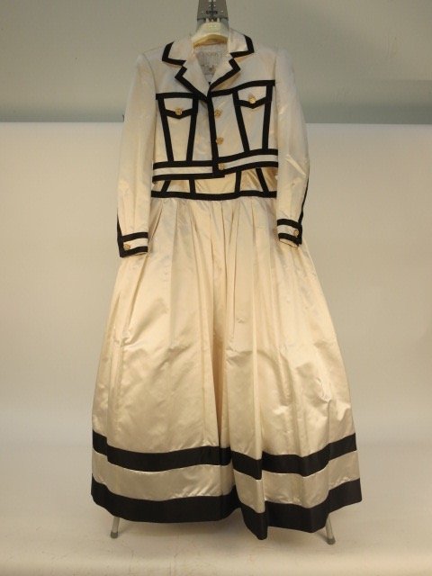 White Vintage ESCADA COUTURE Gown and Jacket (1 of 10)