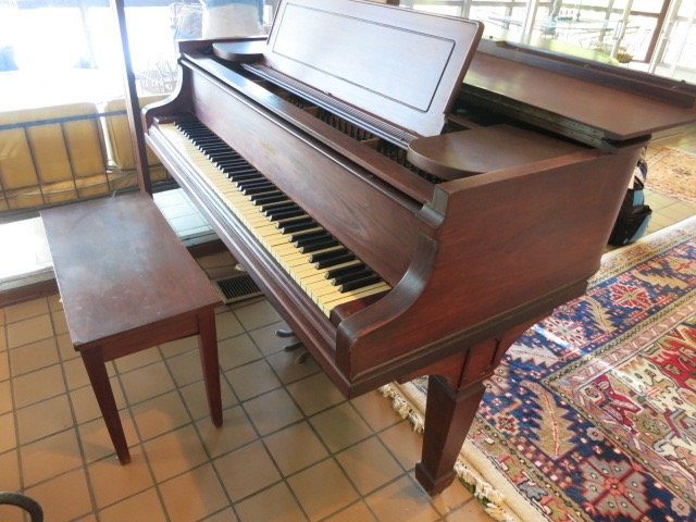 KNABE Baby Grand Piano with Bench circa 1960's: Approximately 5 feet and 4 inches wide. Musically dormant for a dozen years.
