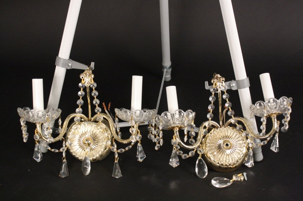 Pair of Vintage Crystal Light Sconces (1 of 7)