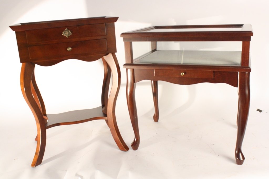 Lot of 2 Vintage Wood Display Tables (1 of 7)