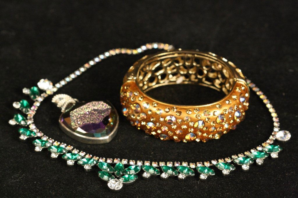 Sparkly Gold and Silver Jewelry Lot (1 of 8)