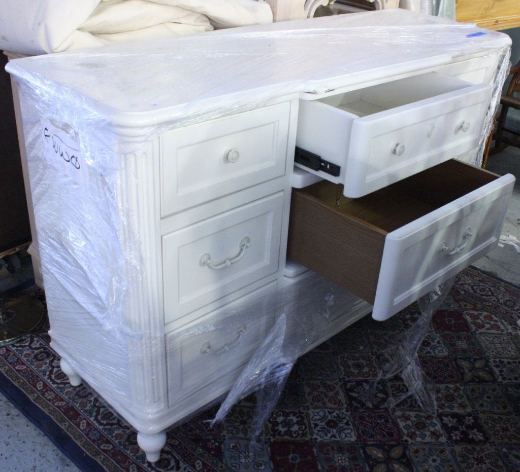 SMA RTSTUFF White Dresser (1 of 9)