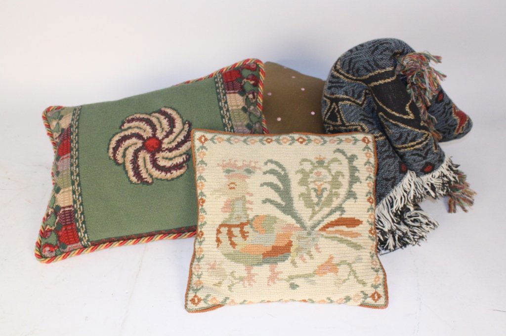 Three throw pillows one blanket (1 of 5)