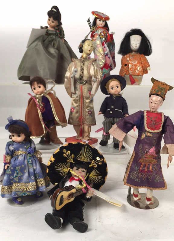 Group Lot 9 Display Dolls (1 of 9)