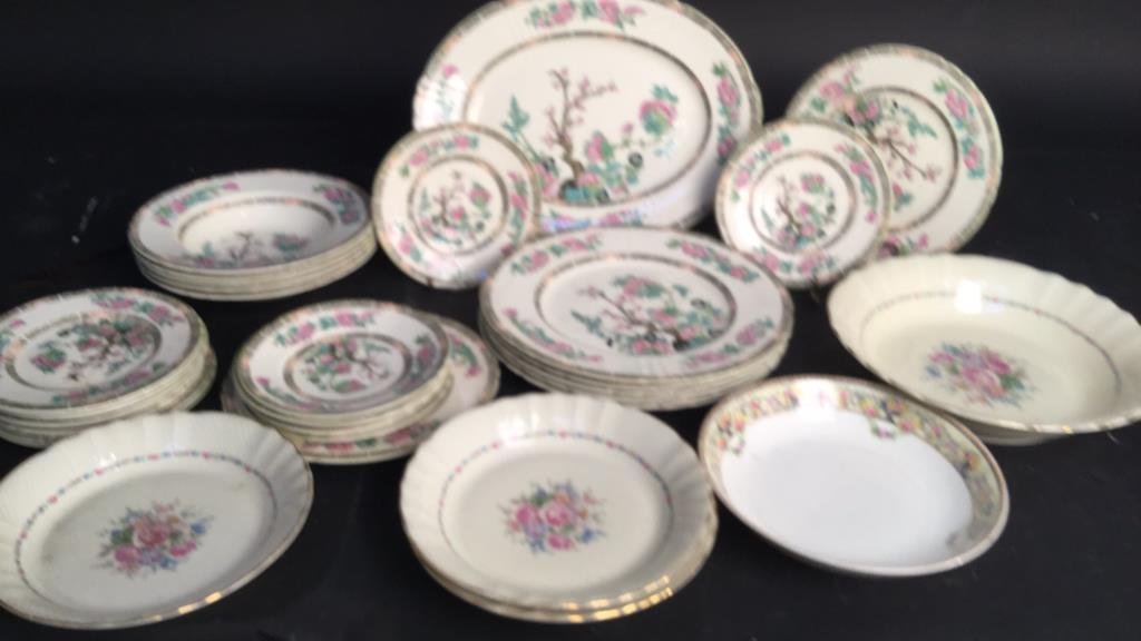 Mixed Porcelain dinner service group lot (1 of 10)
