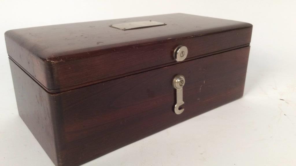 Vintage Walnut Box Metal Details (1 of 9)