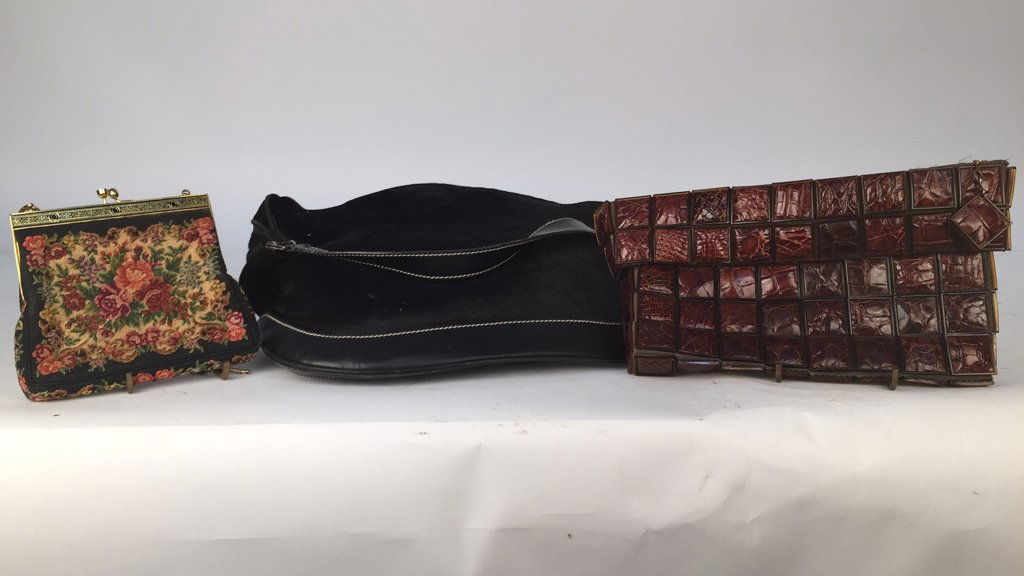 3 Vintage Purses Tapestry, TRUEX , Leather (1 of 7)