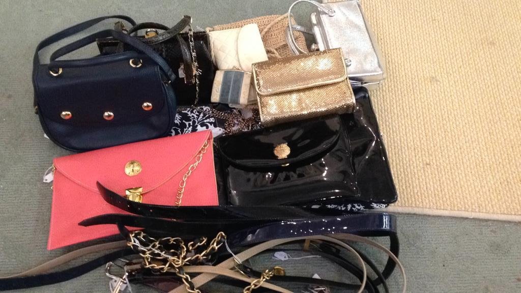 Vintage Mixed Bag & Belt Lot 20 Items (1 of 7)