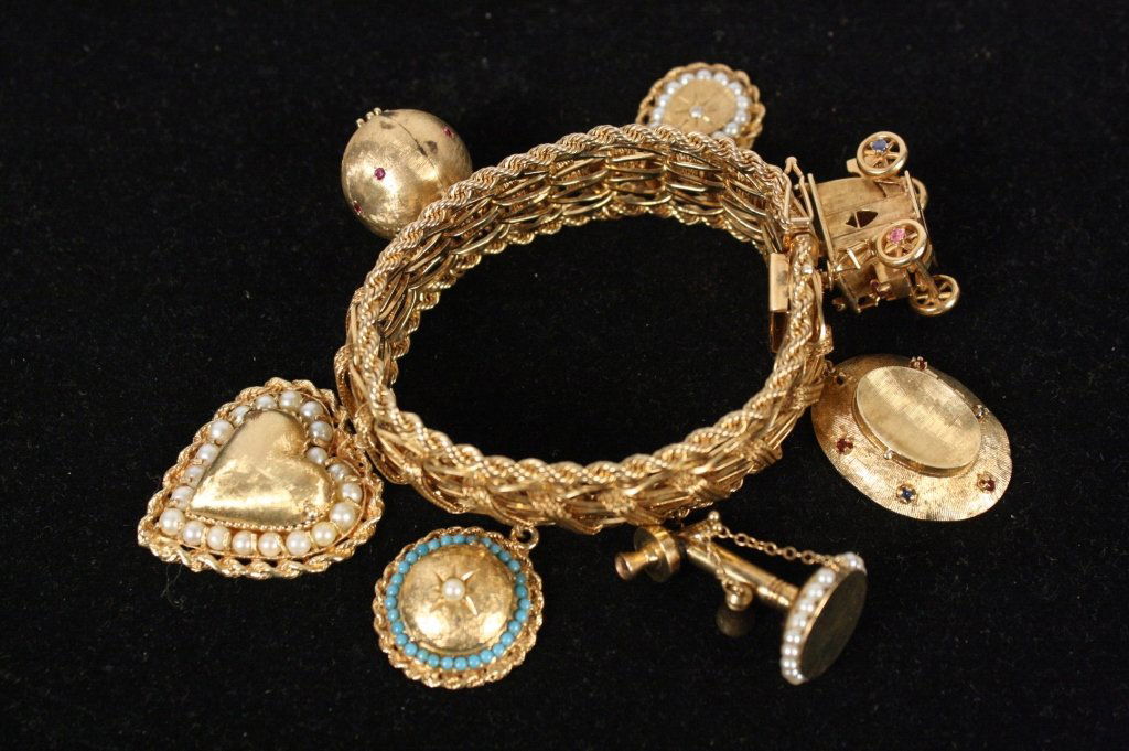 Antique Victorian 14kt Gold Charm Bracelet (1 of 6)