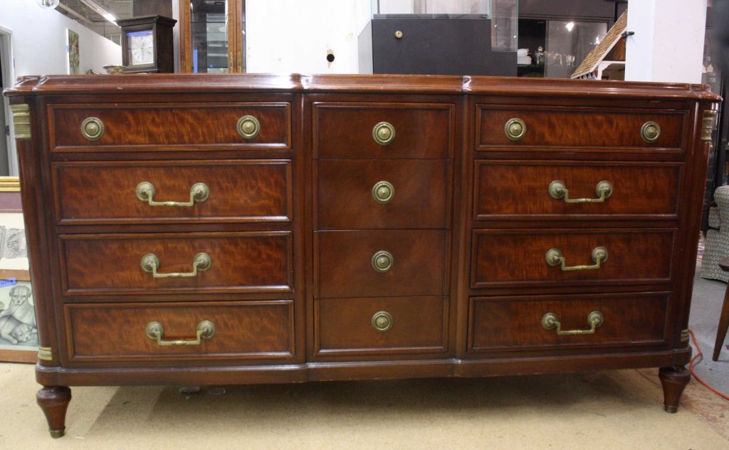 John Widdicomb Mahogany Dresser (1 of 9)