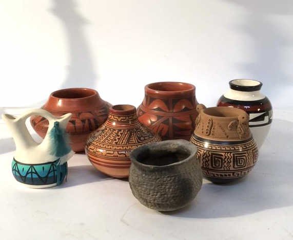 Group lot 7 south western and more pottery (1 of 9)