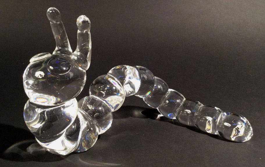 STEUBEN Caterpillar (1 of 9)