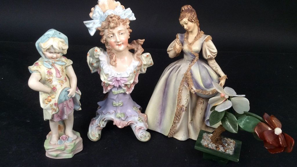 Italian and German porcelain and bead collectibles (1 of 10)