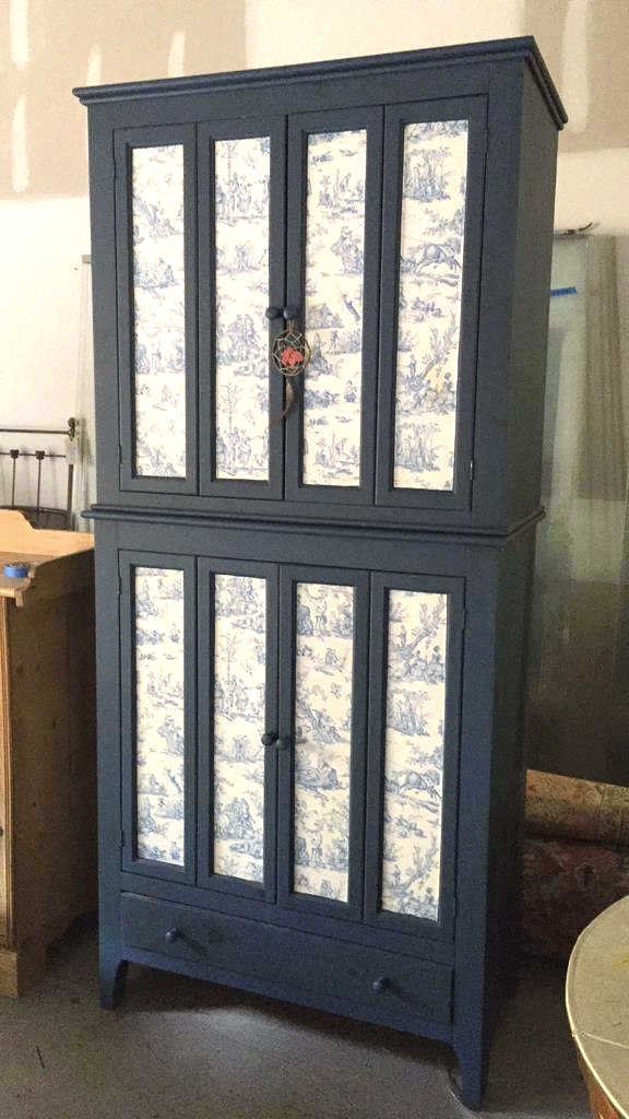 Chest on Chest Cabinet With Shelves (1 of 6)