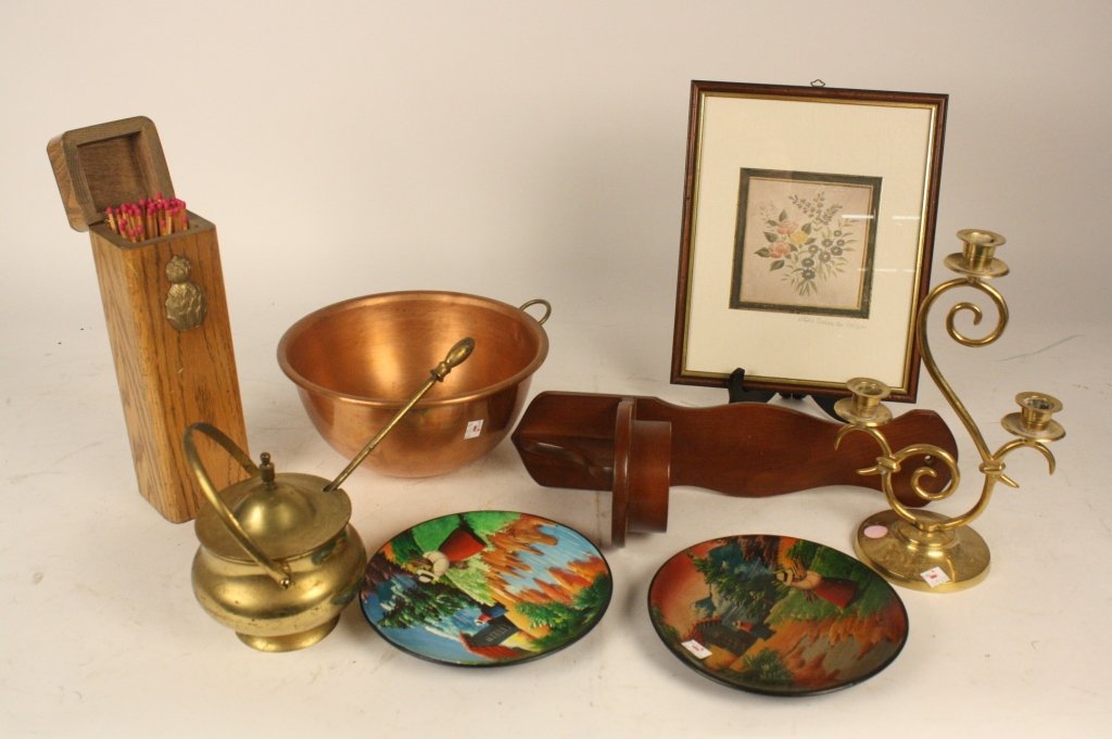 Group lot Wood and Metal Vintage Items Lot includes (1 of 7)