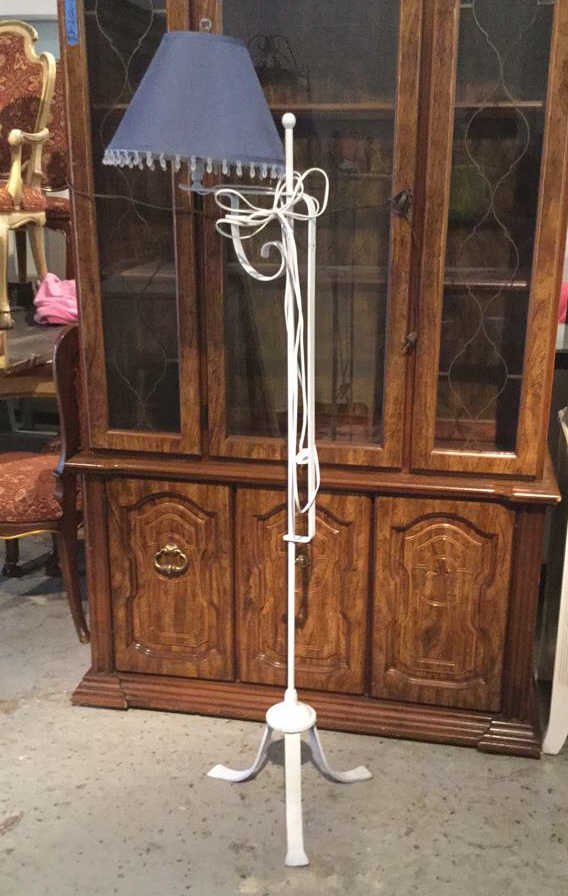 Standing iron lamp custom shade Tripod base painted (1 of 6)