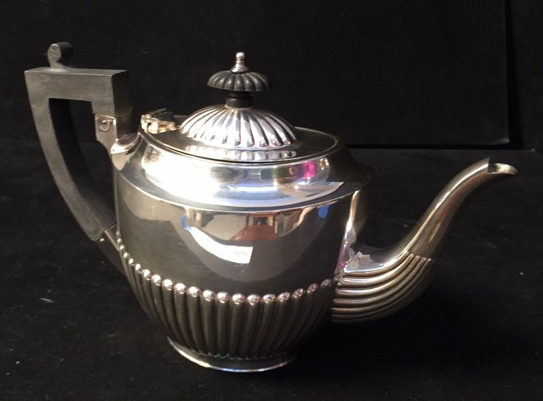 Antique Victorian Teapot circa 1880 (1 of 9)